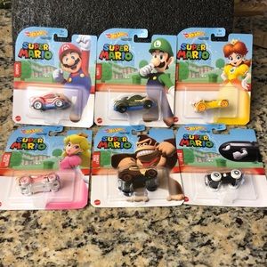 HOT WHEELS SUPER MARIO